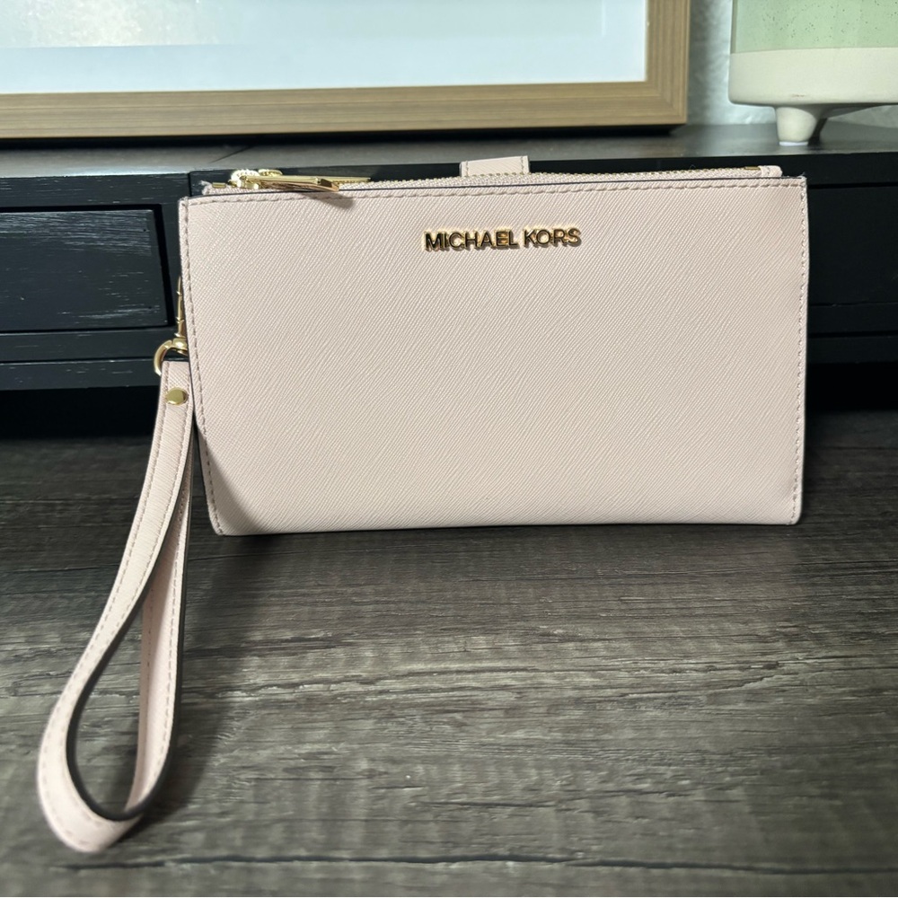 Michael Kors Jet Set Travel Large Double Zip Phone Wallet Wristlet